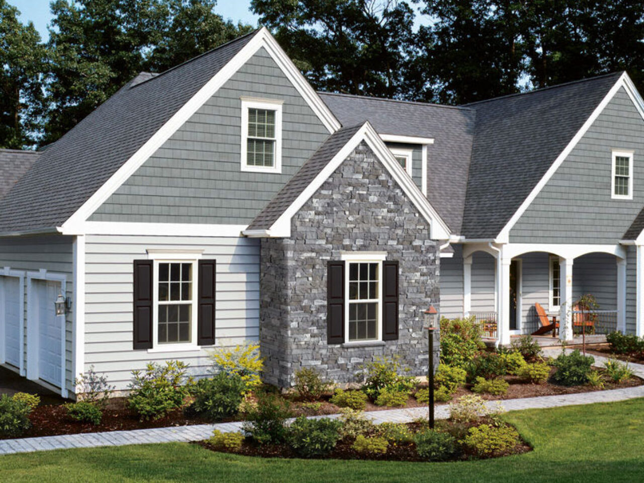 Vinyl Siding - Home Genius Exteriors