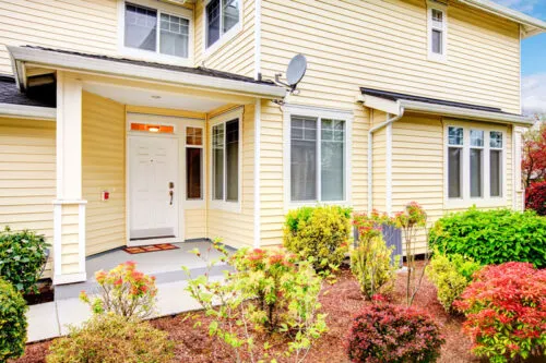 CertainTeed Yellow Vinyl Siding